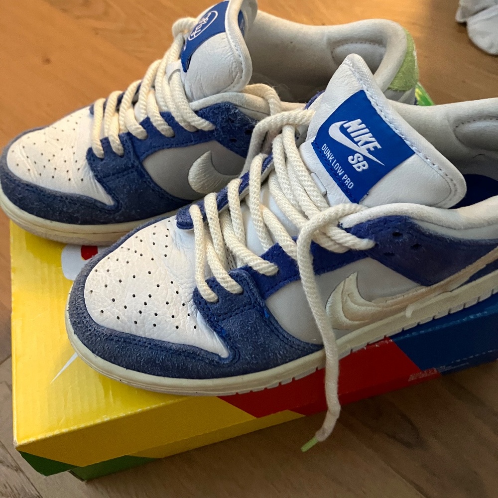 Nike SB Dunk Low Pro QS Fly SW excellent condition